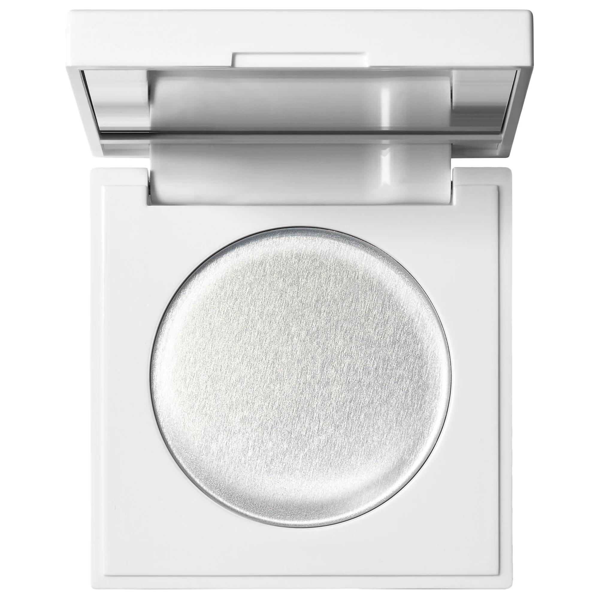 Master Secret Glow: Vegan Dewy Highlighter for Glass Skin - Natural, Hydrating, Cruelty-Free Makeup