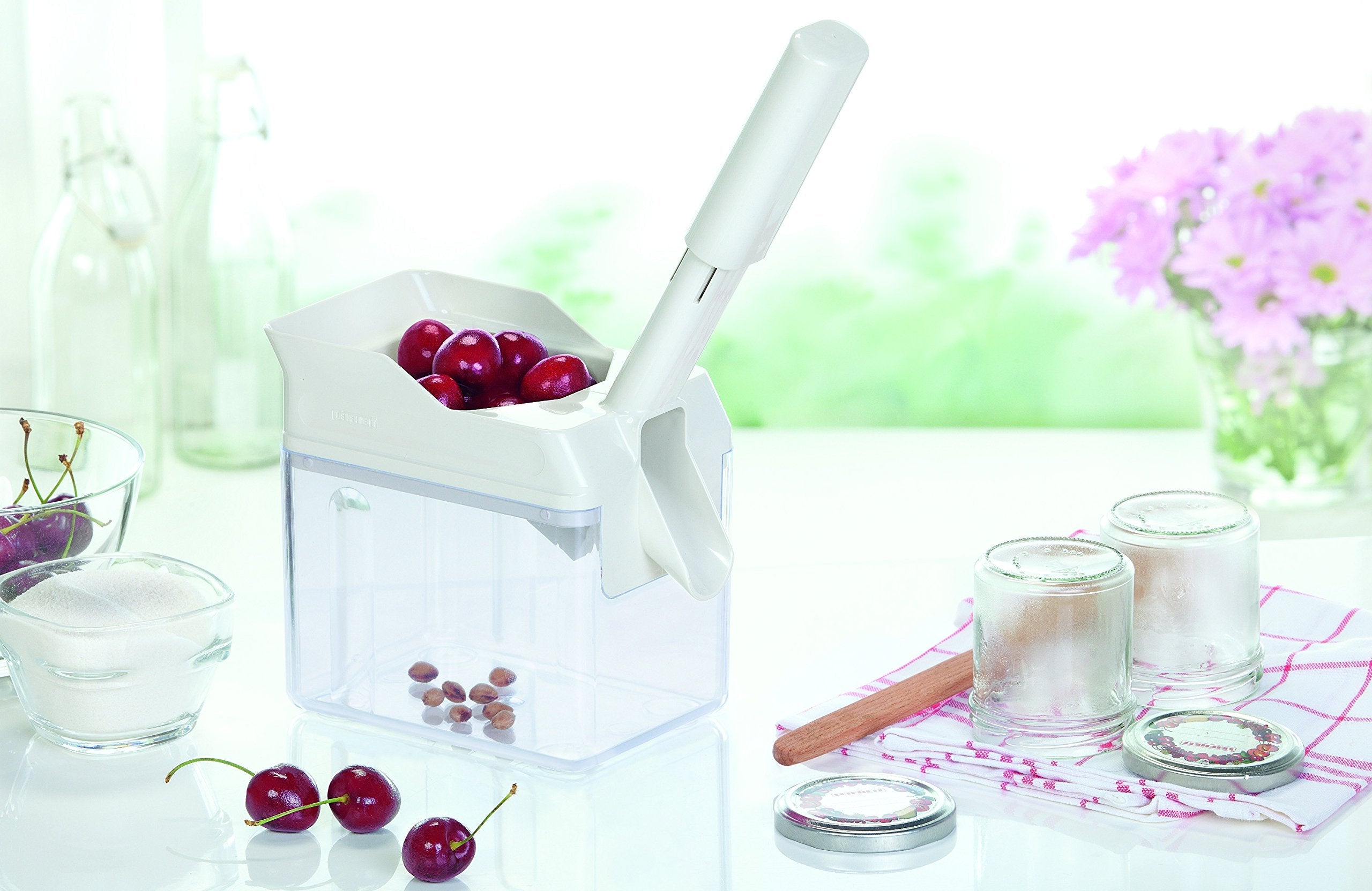 Leifheit Cherry Pit Remover - Efficient Design | 20x25x20 cm